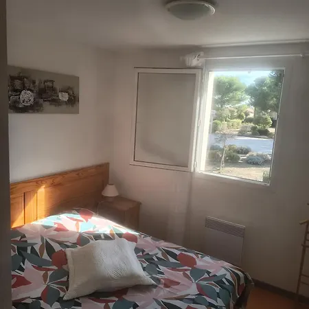 Maison Le Poussin Dom wakacyjny *